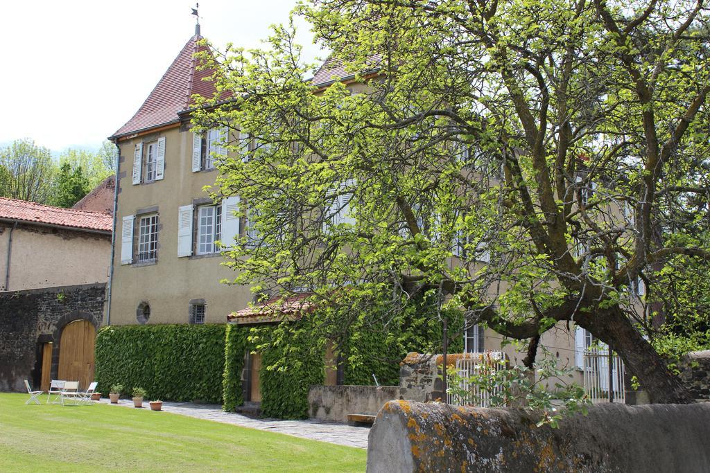 Château de Bourrassol Menetrol Exterior foto