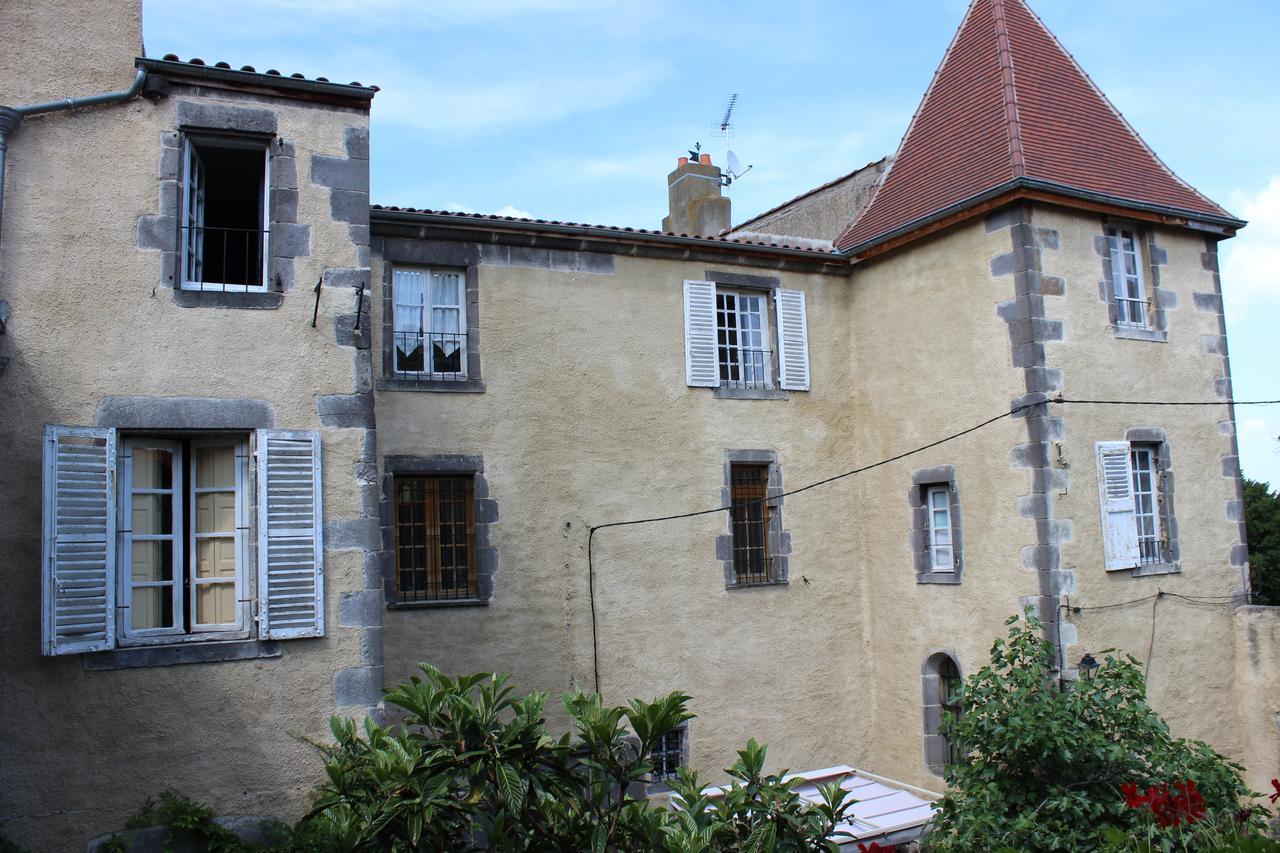 Château de Bourrassol Menetrol Exterior foto